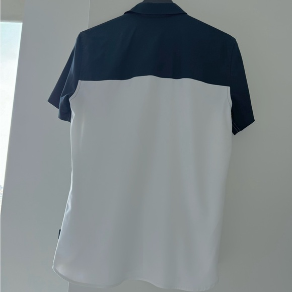 Perry Ellis Button Down Short Sleeve Shirt - Picture 4 of 4